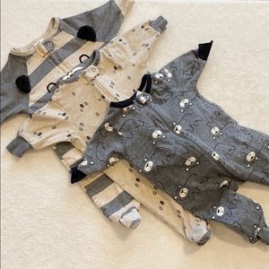 Newborn onesies (3) bundle